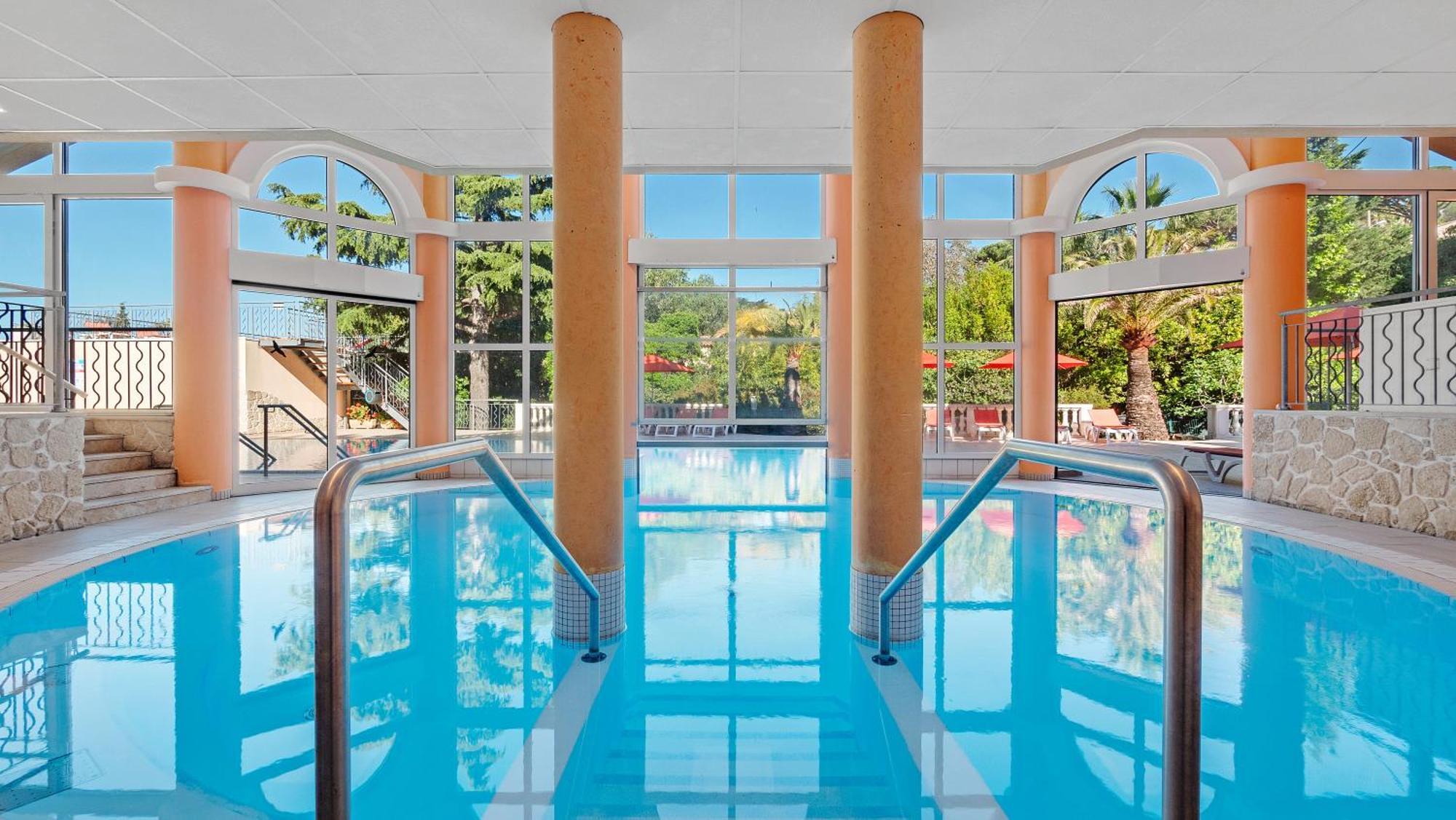 Les Tourelles Aparthotel